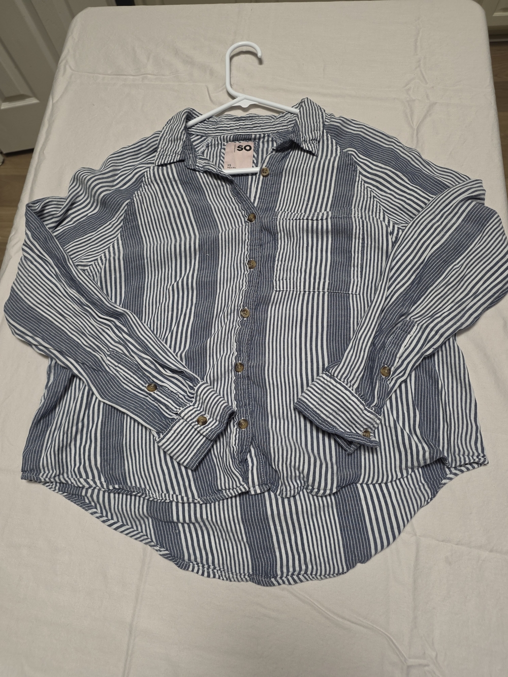 SO Blue & White Striped Long-Sleeve Button-Up Shirt